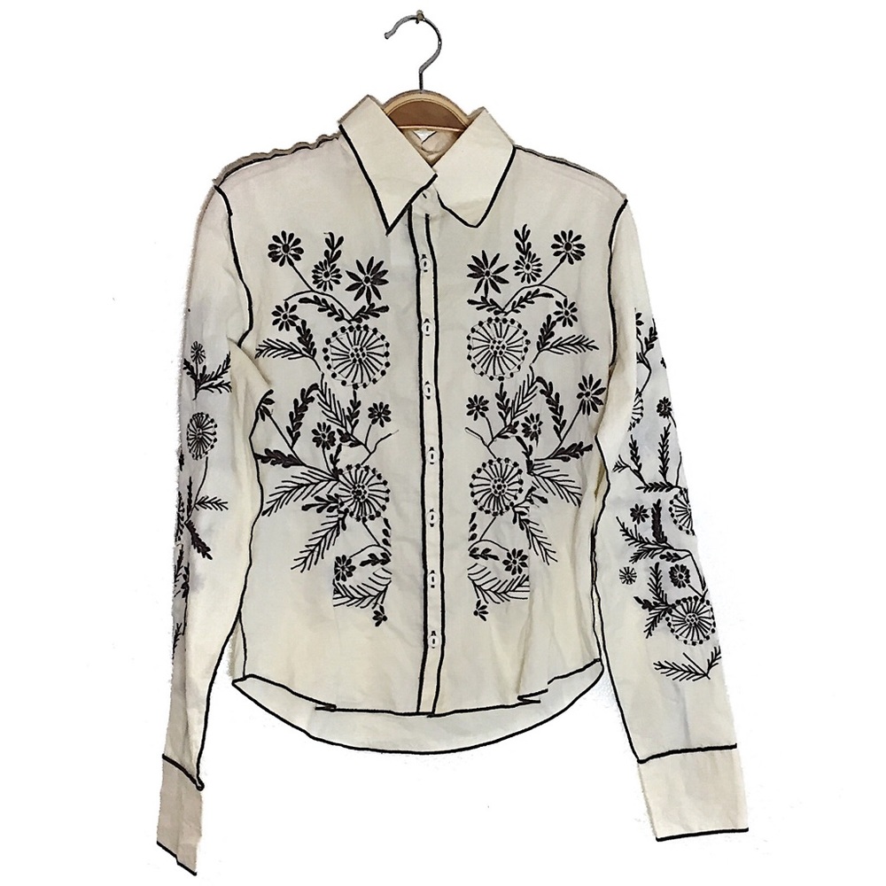Le Lis Blanc Detailed Embroidered Button Up Shirt